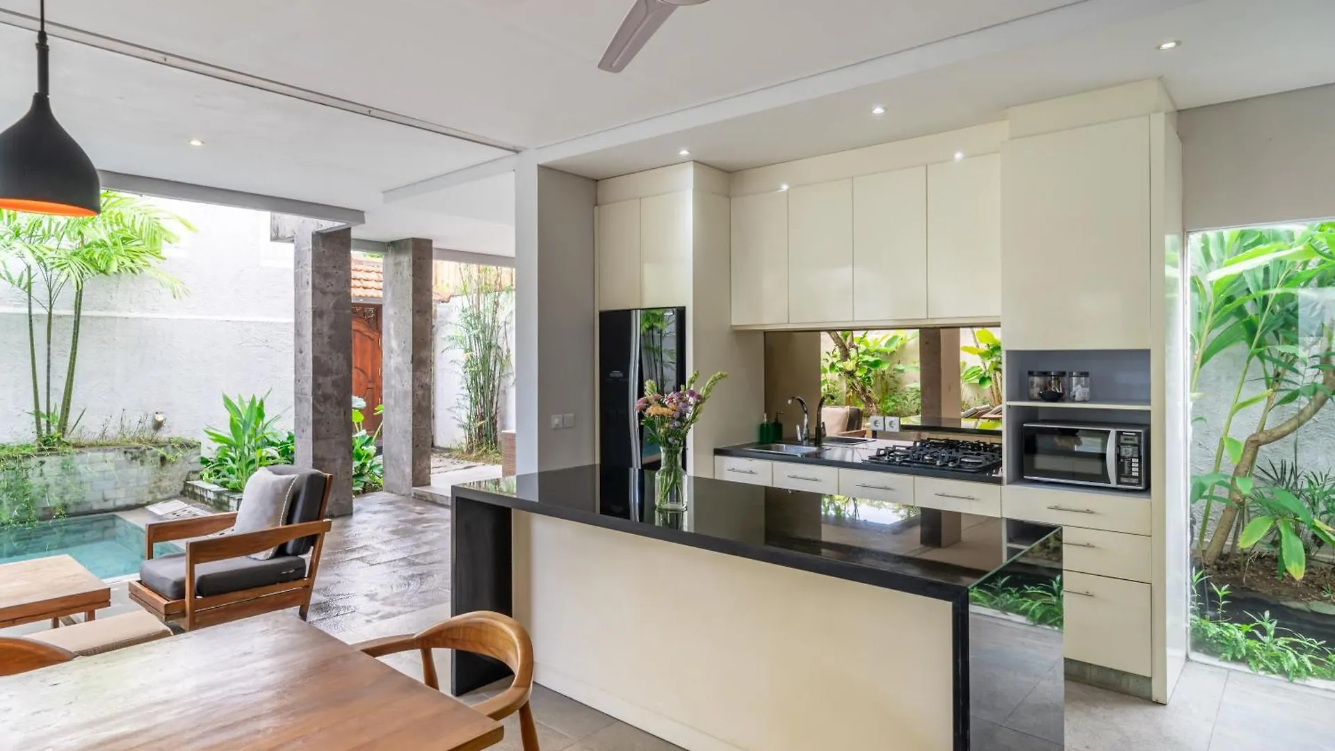 Villa Jekumah Seminyak Indonesien